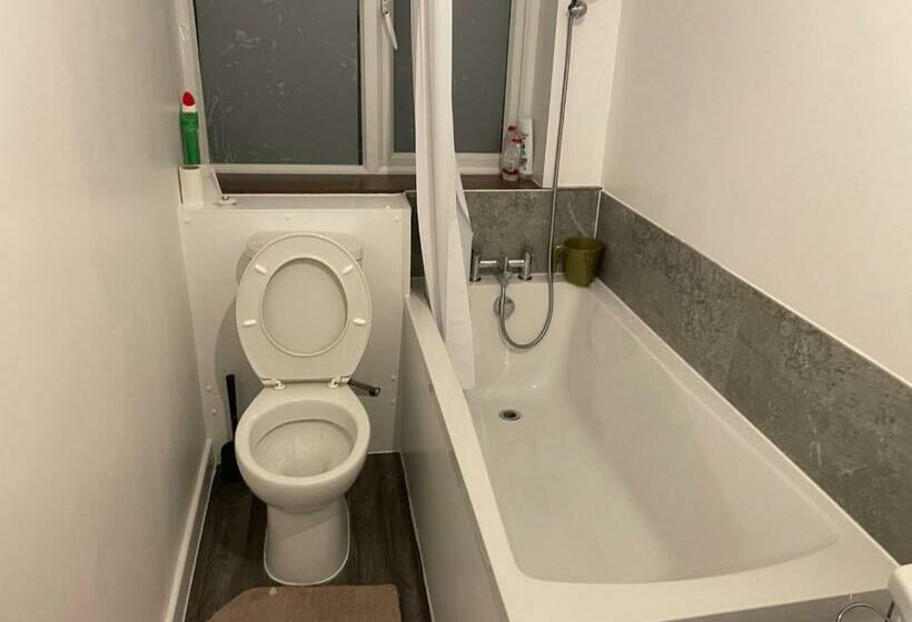 Номер Стандарт, Edgware Rooms