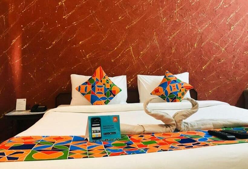 Quarto Deluxe, Singhasan House