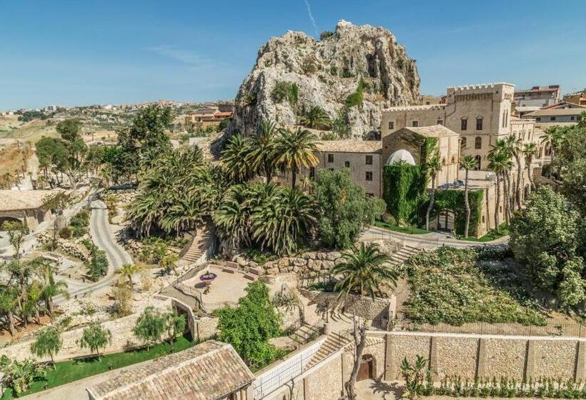 سوییت, Castello Ducale Colonna Resort