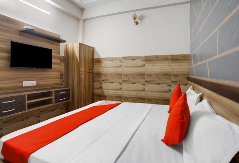 Трехместный Номер Классика, Oyo Flagship 81307  Pratap Since