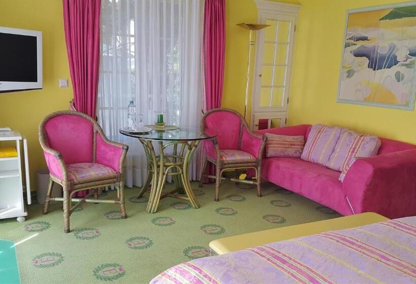 Номер Deluxe Вид на Море с Балконом, Boutique Hotel Villa Am See