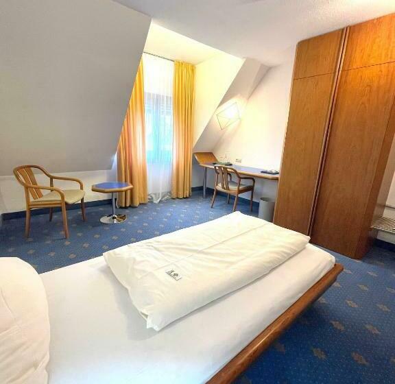 اتاق استاندارد یک نفره, Rebgarten Hotel Schulgasse