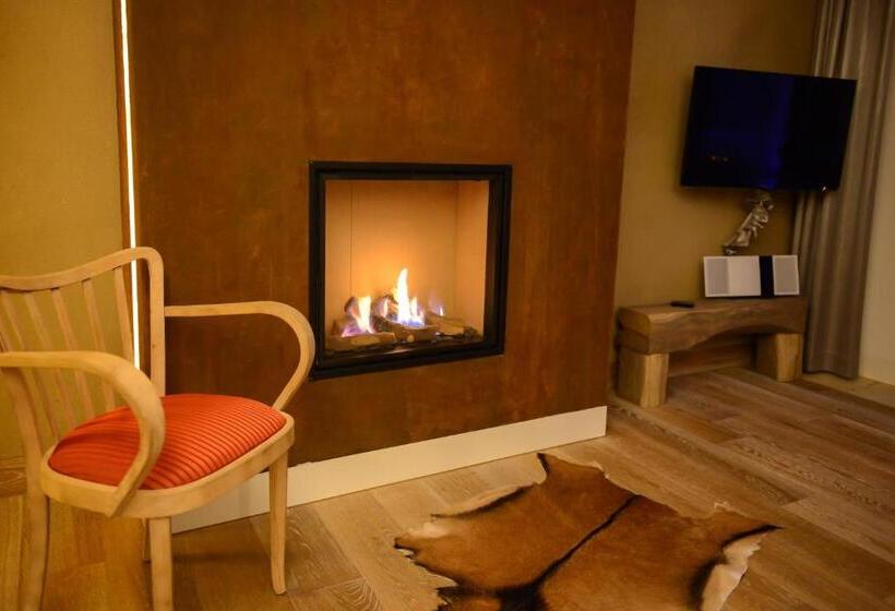 Superior suite with lake view, Ringelnatz Insel