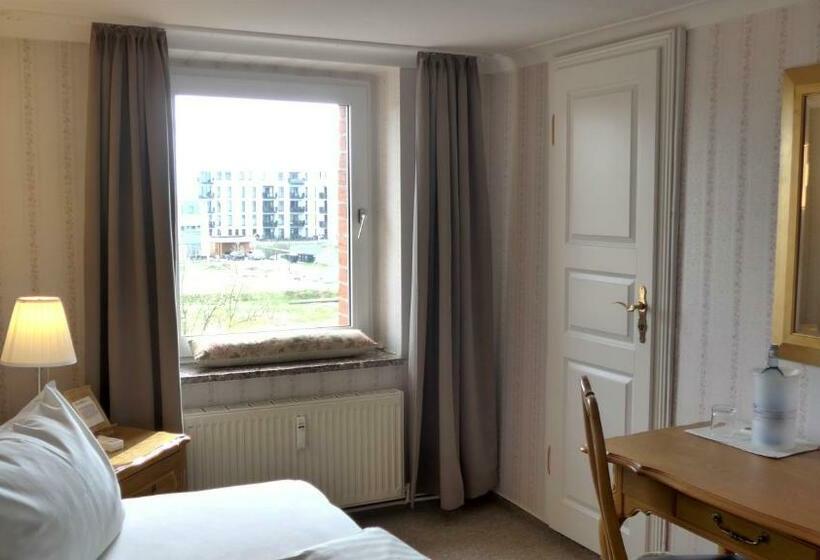 Номер Стандарт Индивидуальный, Romantisches Hotel Zur Traube Schwerin