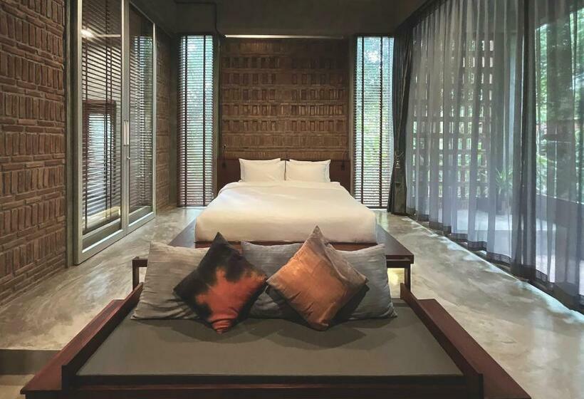 سوئیت جونیور با چشم‌انداز باغ, Santi Beach Retreat