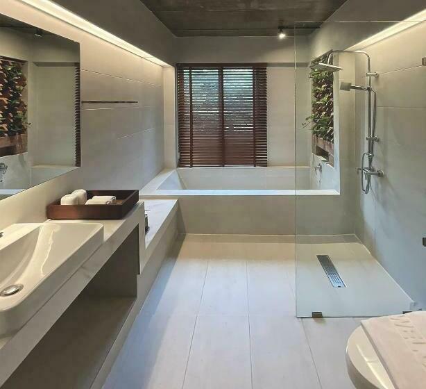 سوییت با چشم‌انداز باغ, Santi Beach Retreat