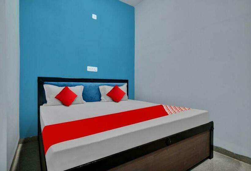 Трехместный Номер Классика, Oyo Flagship 81292  Choice Inn
