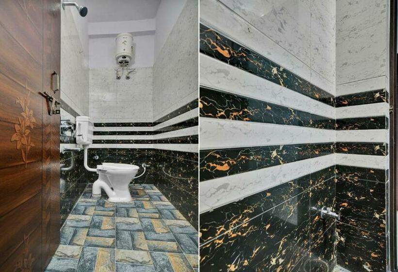 Трехместный Номер Классика, Oyo Flagship 81292  Choice Inn