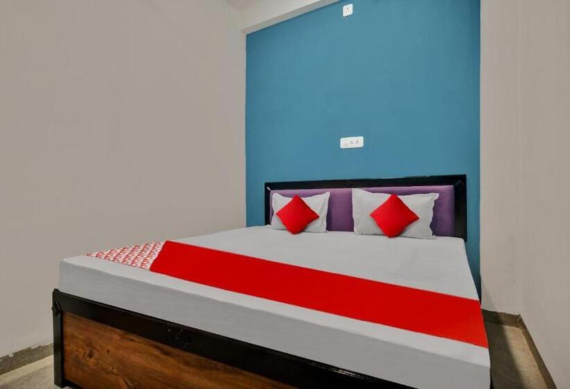 Трехместный Номер Классика, Oyo Flagship 81292  Choice Inn