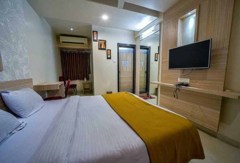 标准间, Sony Palace, Kolhapur
