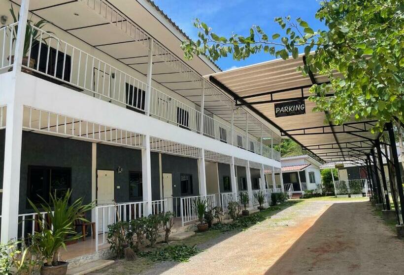 Номер Стандарт, บ้านระการีสอร์ต