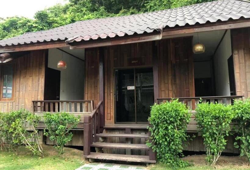Номер Стандарт, บ้านระการีสอร์ต