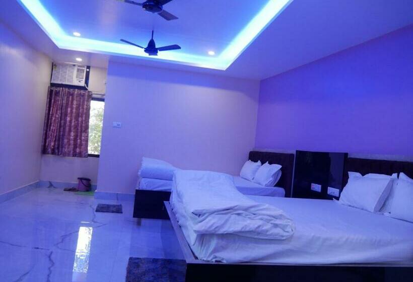 Четырехместный Номер Deluxe, Vaidehi Inn A Unit Of Vaidehi Guest House