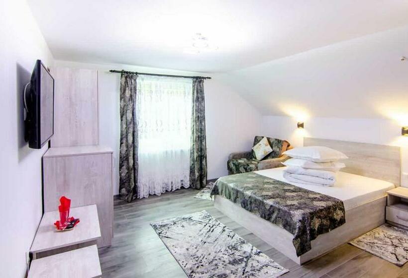 Номер Стандарт, Casa Cornelius