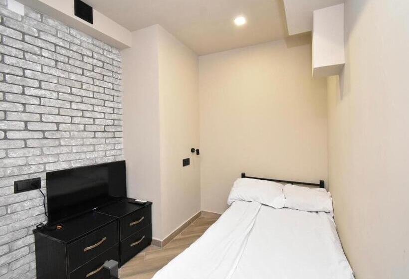 اتاق استاندارد یک نفره, Guest House Green
