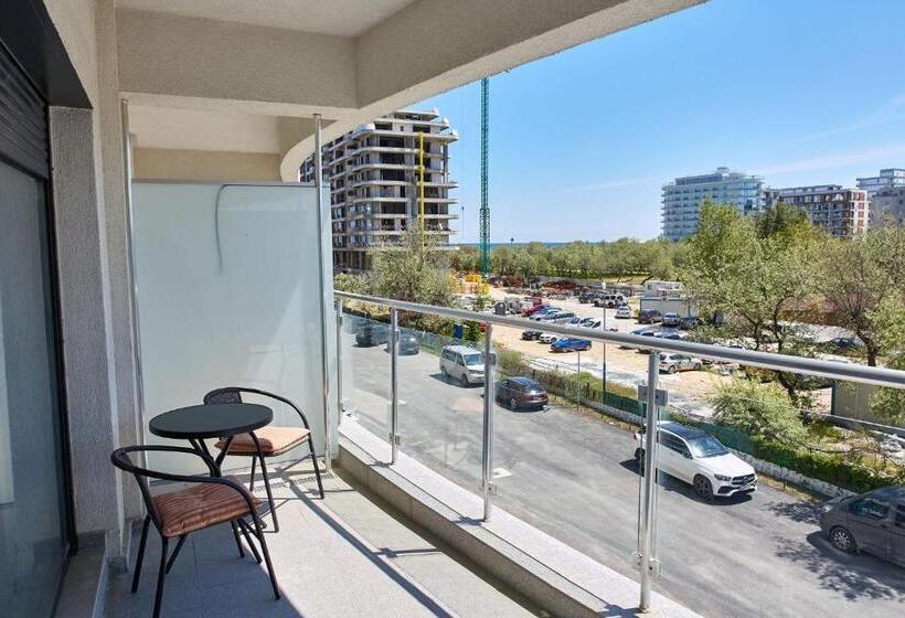 סטודיו דלוקס, Grup Casa Del Mar