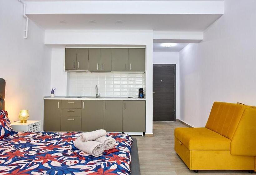 استودیوی استاندارد, Grup Casa Del Mar