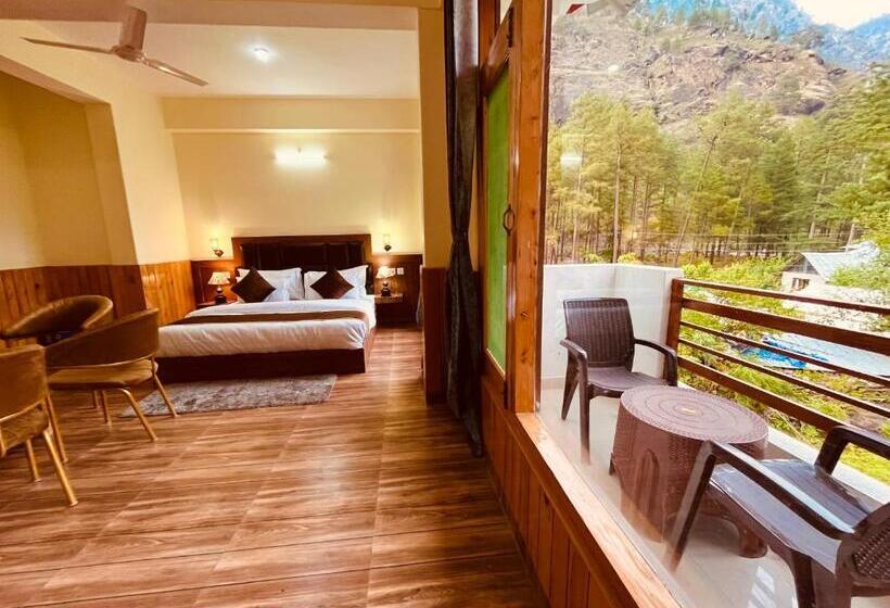 디럭스 룸, Winterline Resort, Kasol   A Four Star Luxury Resort