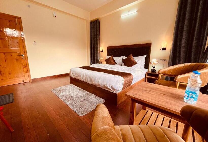 디럭스 룸, Winterline Resort, Kasol   A Four Star Luxury Resort
