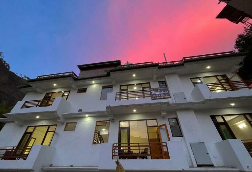 디럭스 룸, Winterline Resort, Kasol   A Four Star Luxury Resort