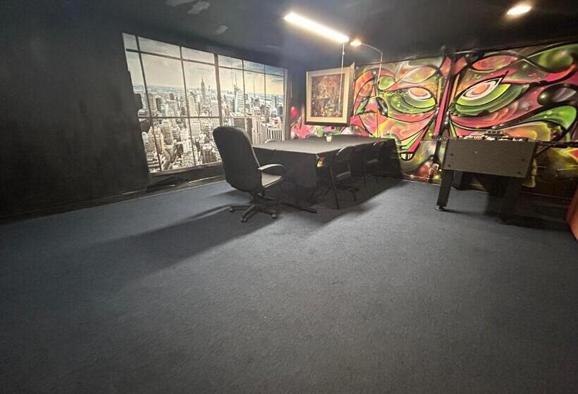 Perhestudio, Stay 424 Hostel