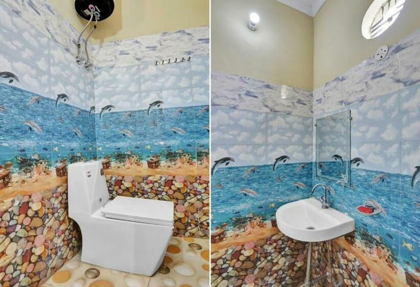 اتاق کلاسیک سه تخته, Flagship Friends Guest House