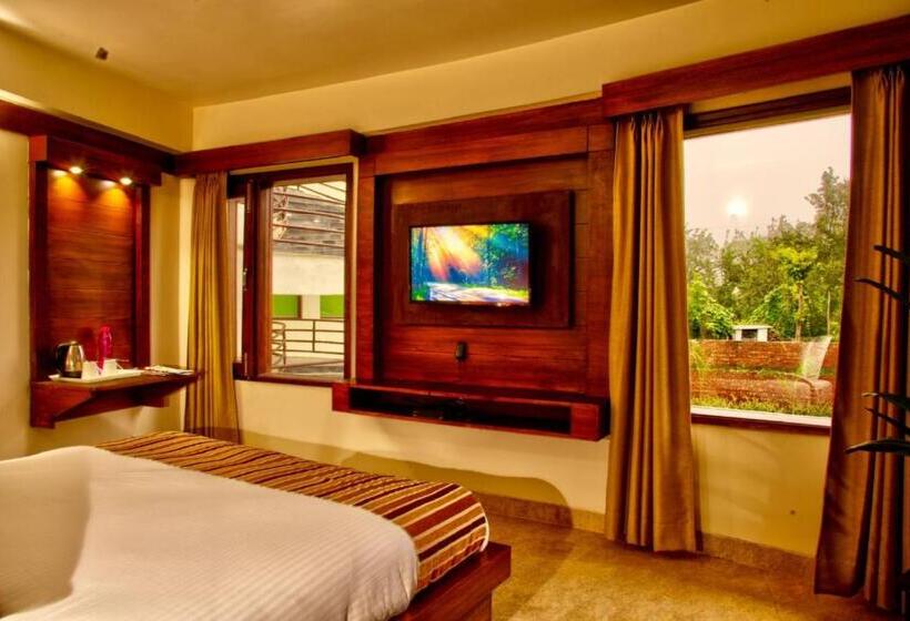 اتاق لوکس, Goroomgo Luxury Palm Bhimtal   Luxury Room   Excellent Customer Service   Best Seller
