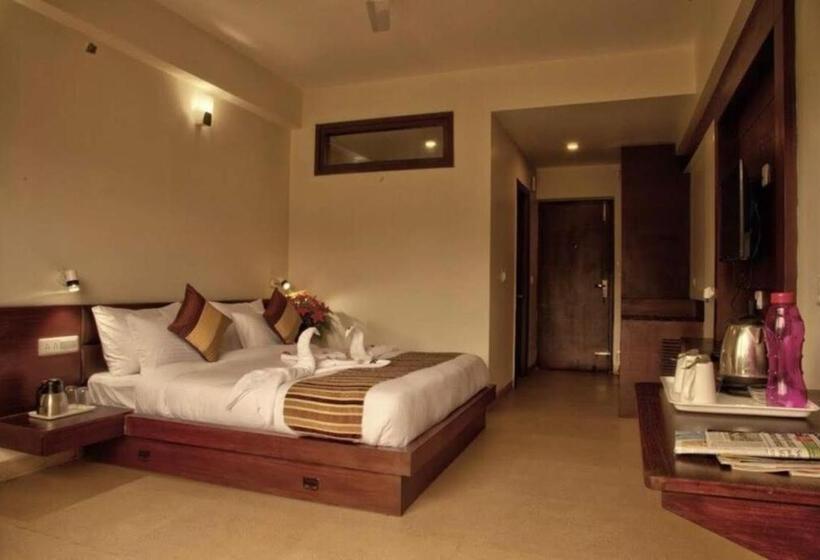 اتاق لوکس, Goroomgo Luxury Palm Bhimtal   Luxury Room   Excellent Customer Service   Best Seller