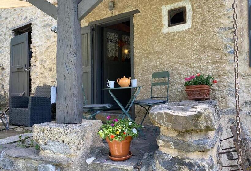스위트, Maison D’hôtes Les Méans