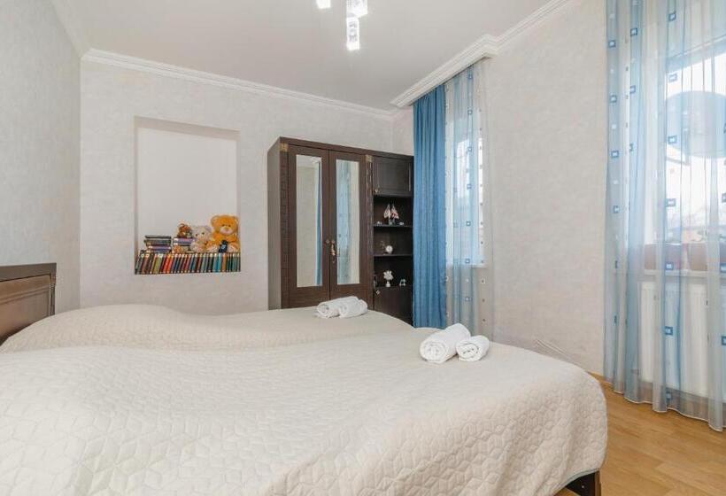 اتاق استاندارد, Alvani Inn