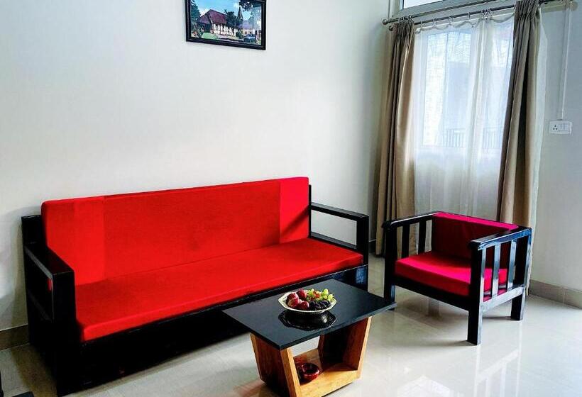 Family Suite, La Nicholas Lake View By Summit Hotels