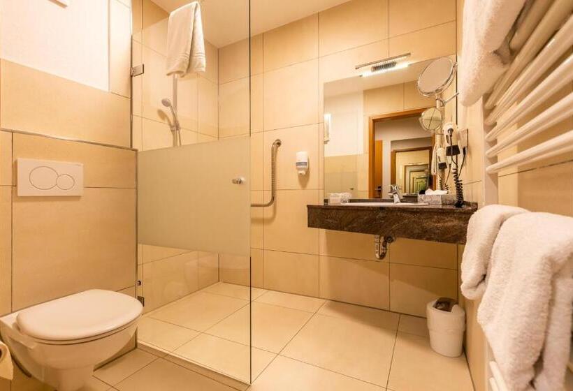 Номер Комфорт Индивидуальный, Burgdorfs Hotel & Restaurant