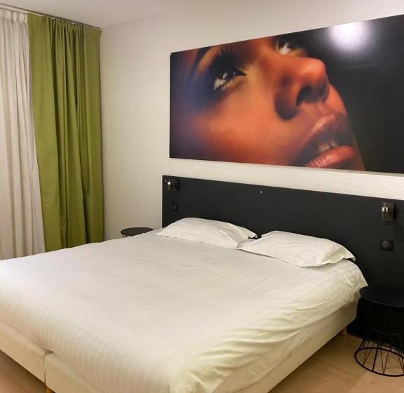 اتاق استاندارد یک نفره, Dav Hotel Jaude