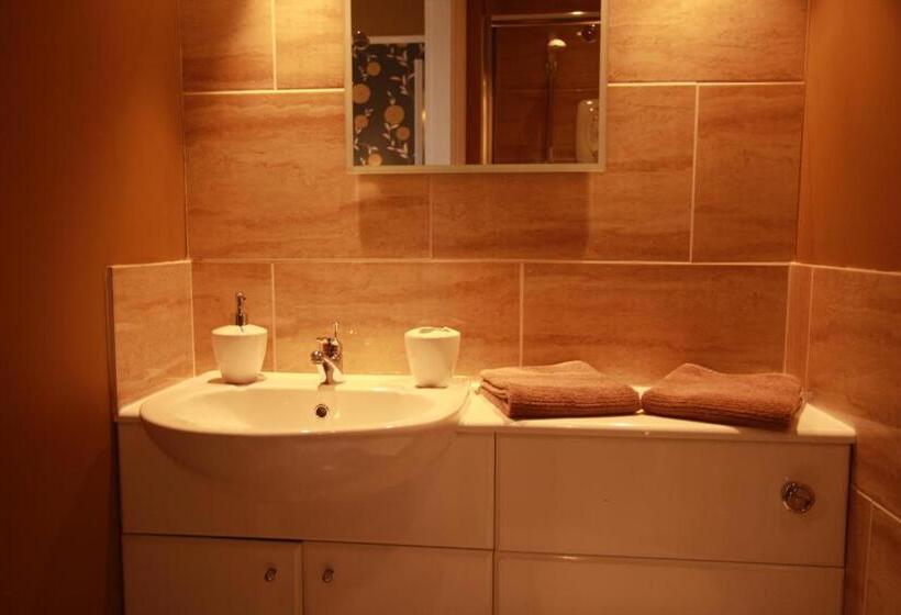 Стандартный Номер Нижний Этаж, Brentwood Guest House