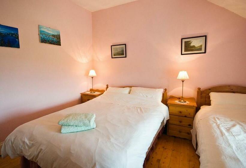 Номер Стандарт Трехместный, Castlehouse B&b