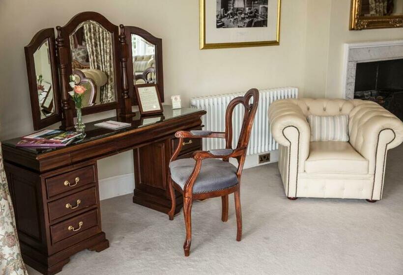 Президентский Люкс, Goldsborough Hall