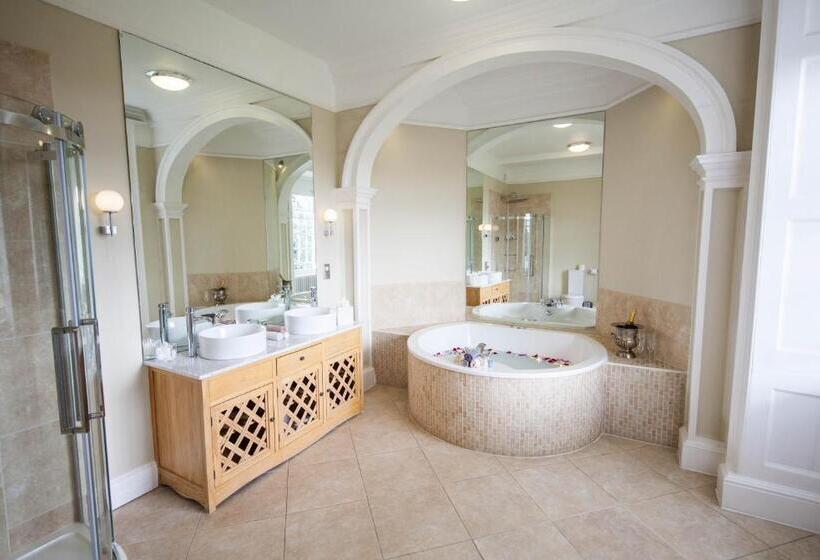 Люкс Вид на Сад, Goldsborough Hall