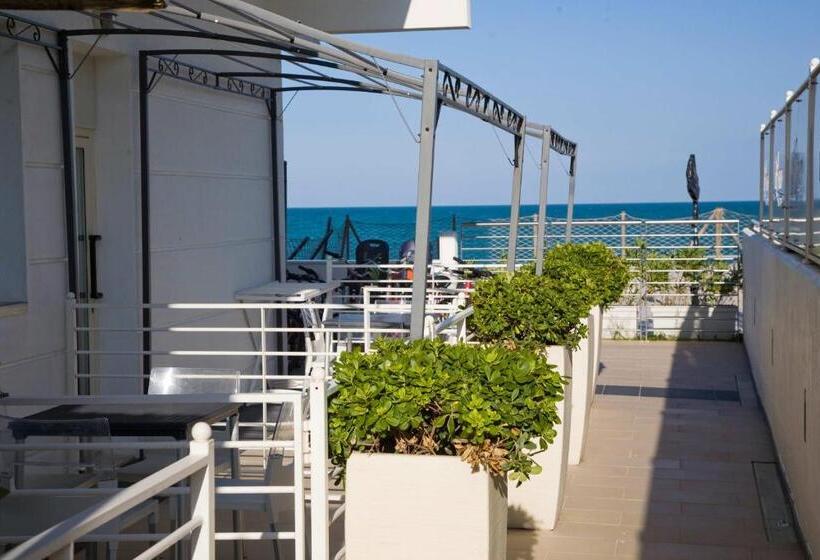 استودیوی استاندارد, Il Conero Mare