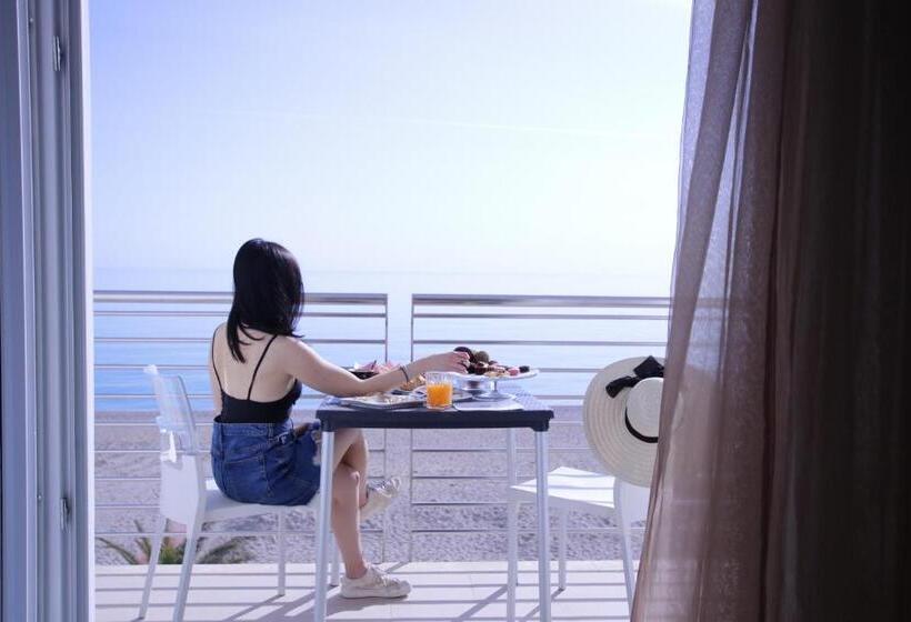 سوییت لوکس, Il Conero Mare