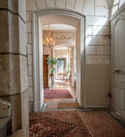 سوییت, L Hotel De Panette, Un Exceptionnel Château En Ville   Cathédrale