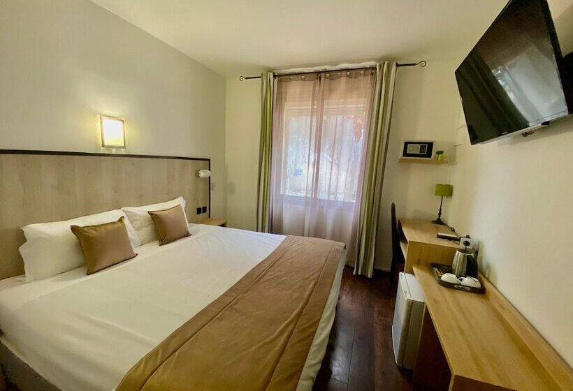 Номер Комфорт, The Originals City, Hôtel Azur,fossurmer