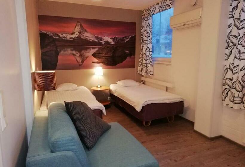 Номер Стандарт, Turistihovi