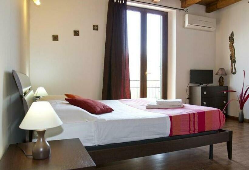 Номер Стандарт, Cuscino E Cappuccino B&b
