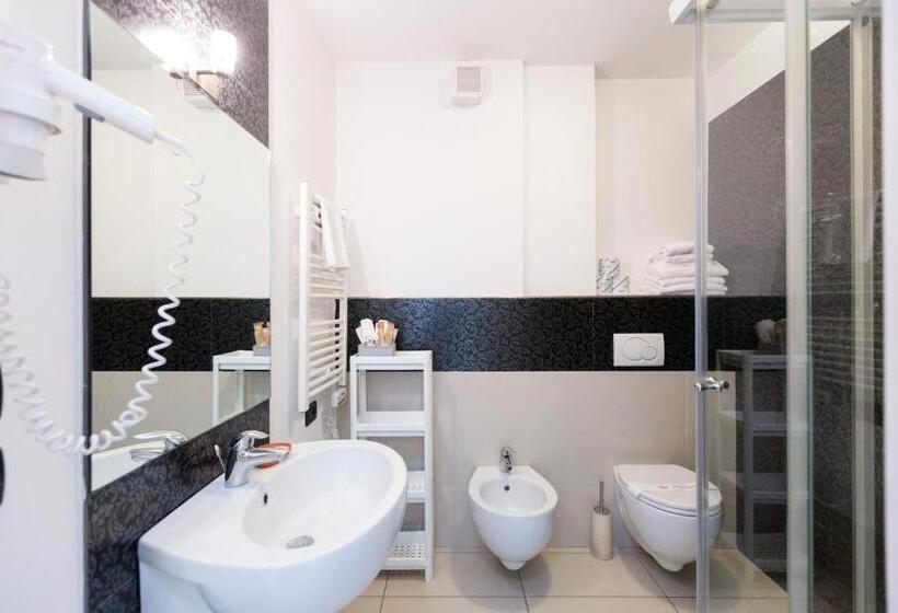 Люкс, Residence Aprilia
