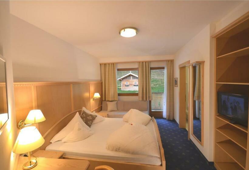 Номер Стандарт с Балконом, Granpanorama Wellnesshotel Sambergerhof Superior
