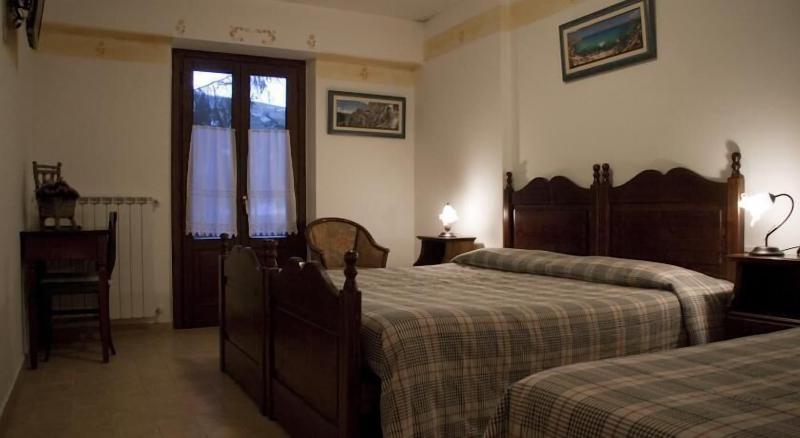 Номер Стандарт Трехместный, Lh Albergo Il Paradiso