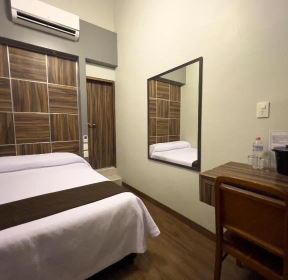 Quarto Estandar, Principal
