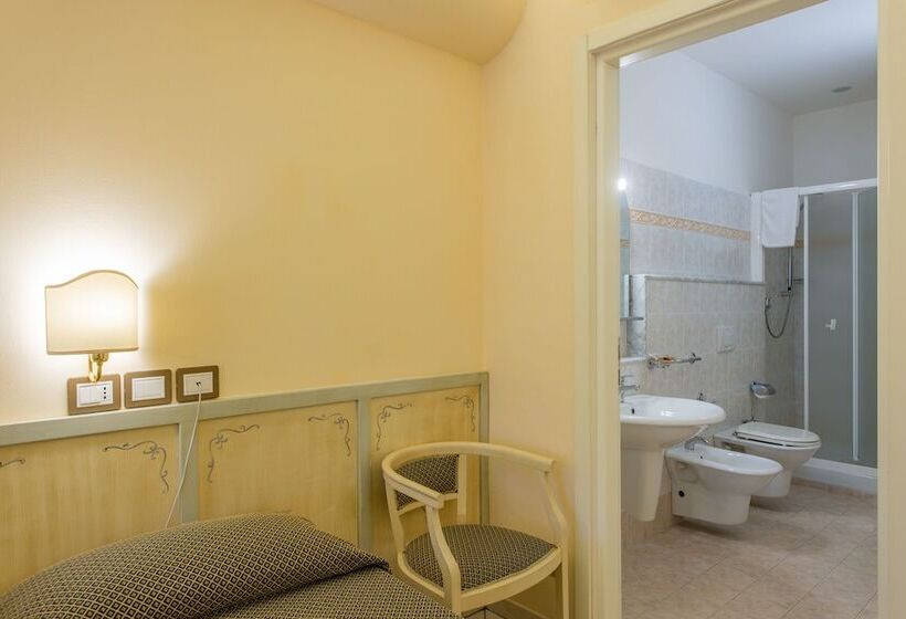 اتاق سوپریور چهار تخته, Villa Santa Margherita   B&b