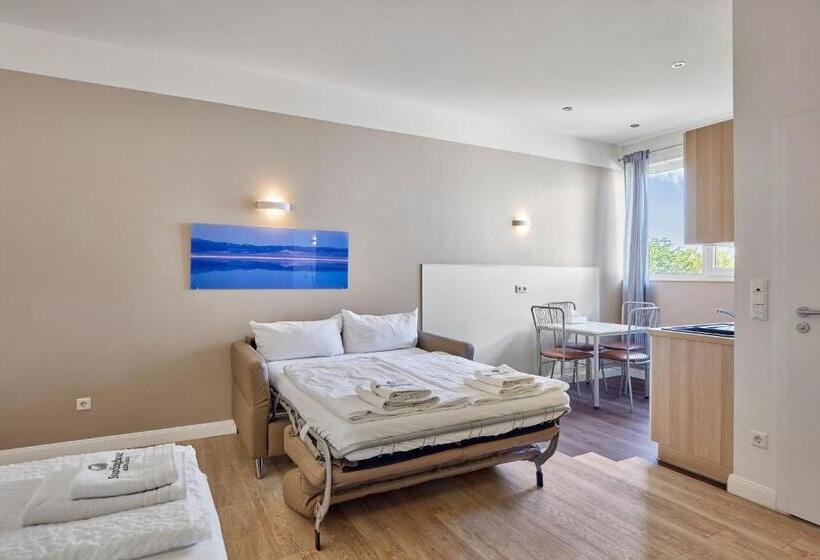 Номер Стандарт с Балконом, Boardinghotel Heidelberg
