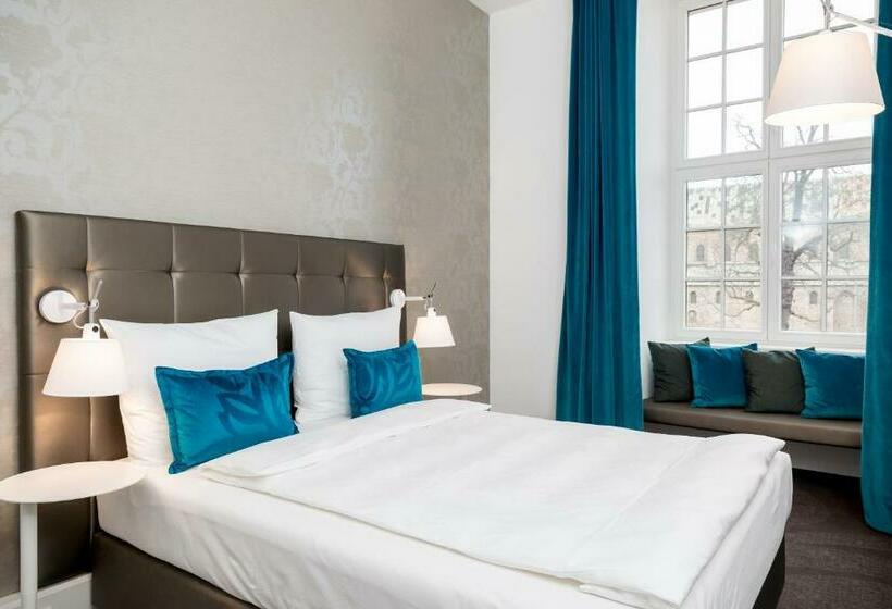 Стандартный Номер Кровать Кинг, Motel One Magdeburg